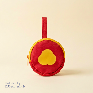 Coin Pouch Keychain<br><span style="font-size: 75%;">(Gantungan Kunci Mini Serbaguna)</span>